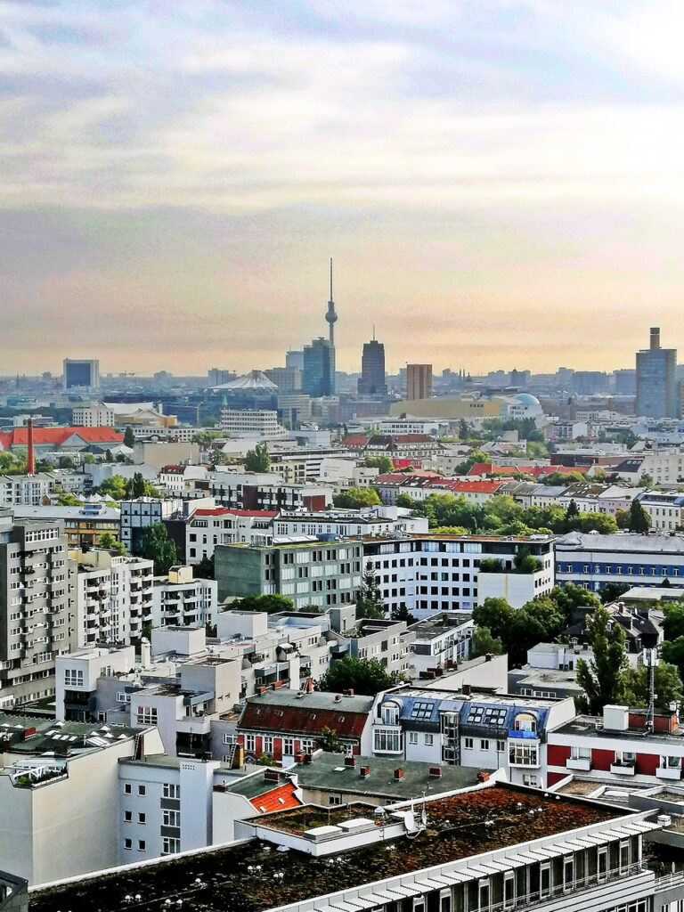 Berliner Skyline mit Fernsehturm