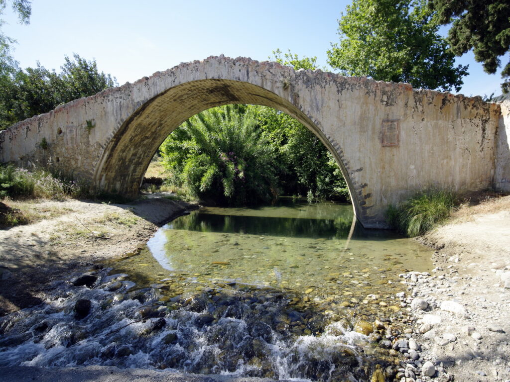 Der Fluss Megalopotamos in Preveli