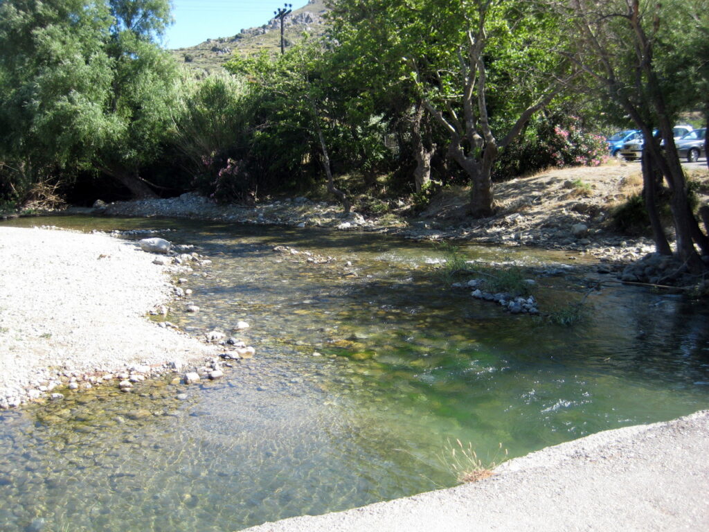 Der Fluss Megalopotamos in Preveli
