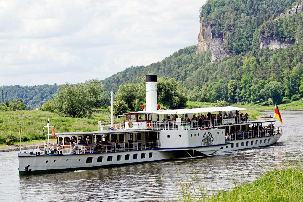 Fahrgastschiff Leipzig