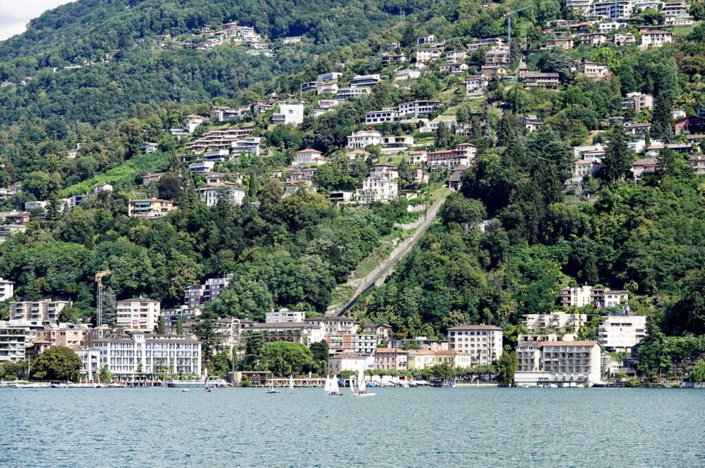 Lugano vom Schiff aus