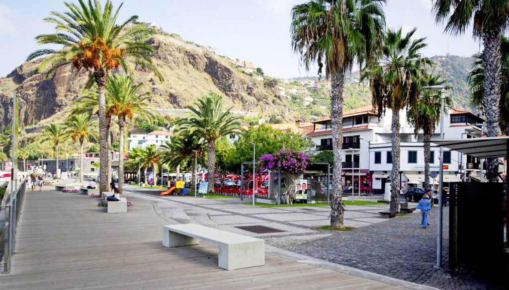 Strandpromenade Ribeira Brava